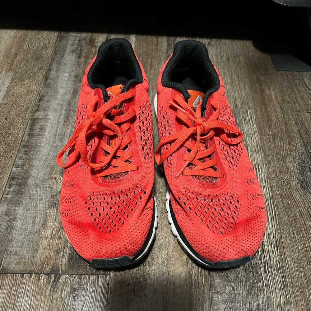 Reebok Sneakers